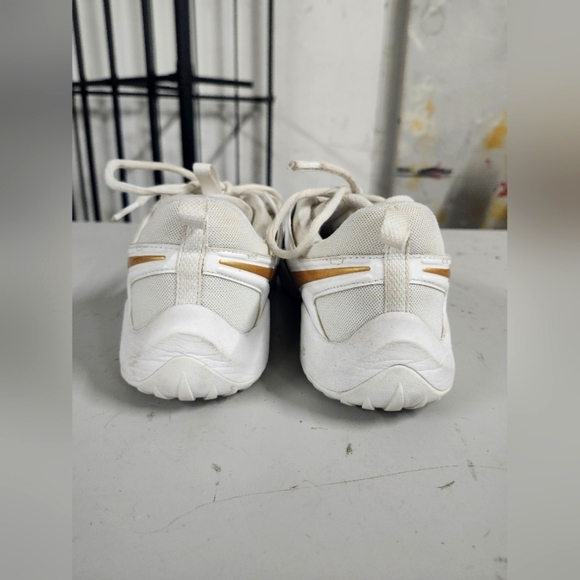 Nike Air Zoom Hyperace 2 SE Vollyball Shoes - Picture 5 of 7